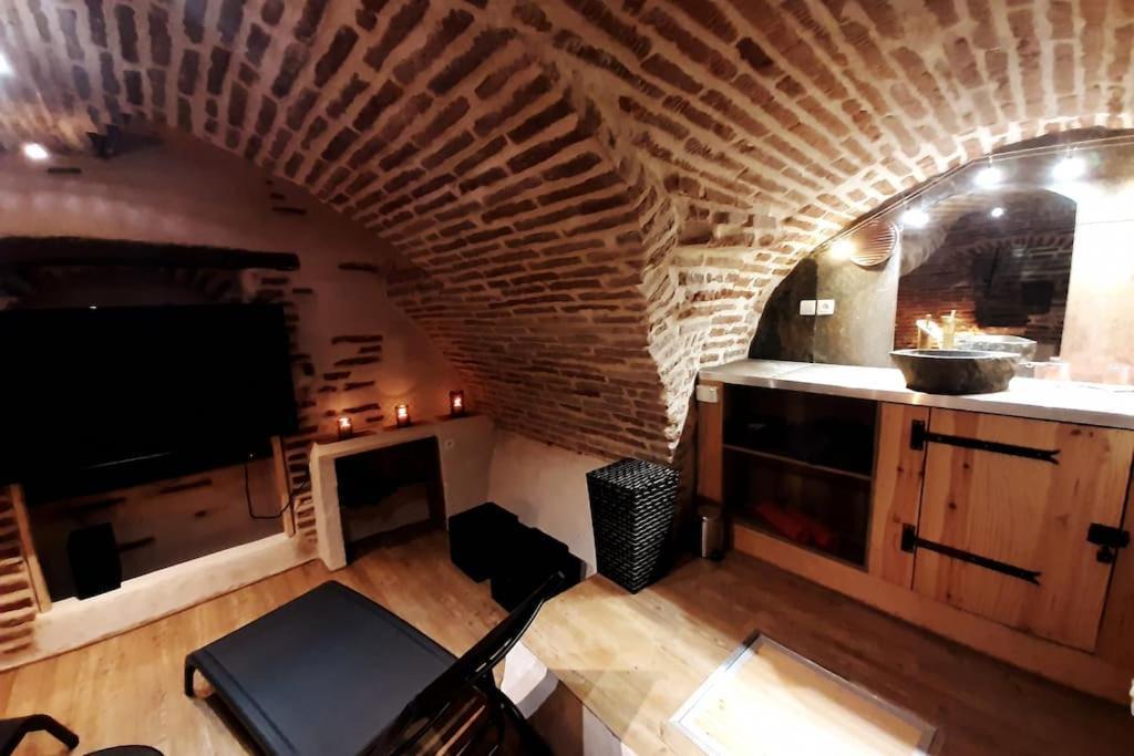 Studio Et Spa Privatif Le Puits De La Grace Albi Exterior foto